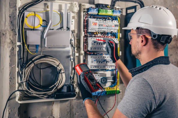 Best Circuit Breaker Repair  in Lake Waccamaw, NC